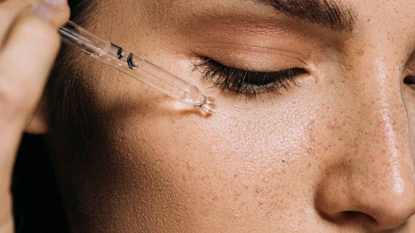 El Poder del serum facial: Cómo transformar tu piel